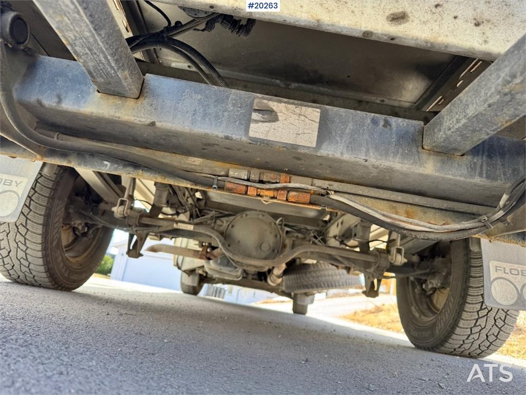 Mercedes-Benz Sprinter 8 Pallets.