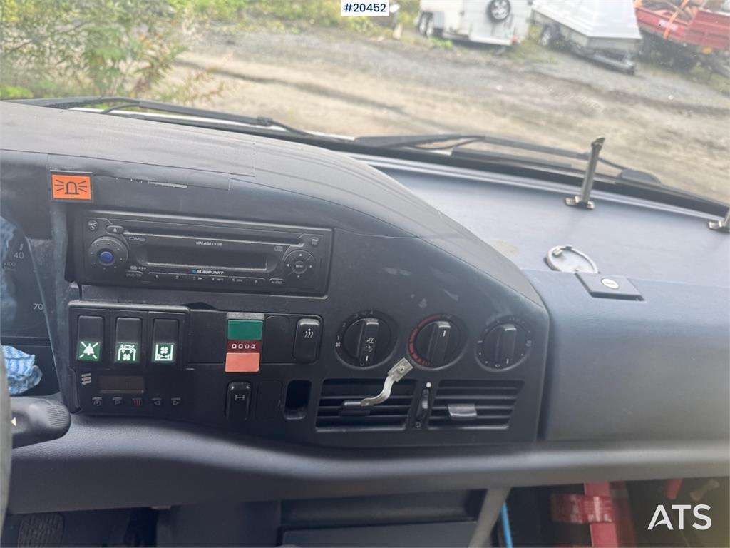 Mercedes-Benz Sprinter 312 Minibus.