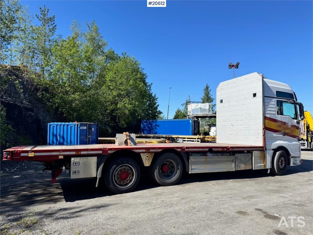 MAN TGX 580 Flatbed truck.