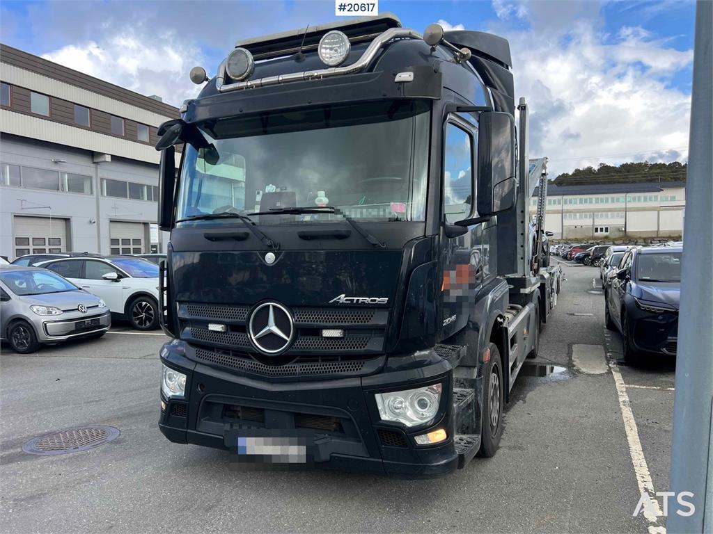 Mercedes-Benz 2046LS