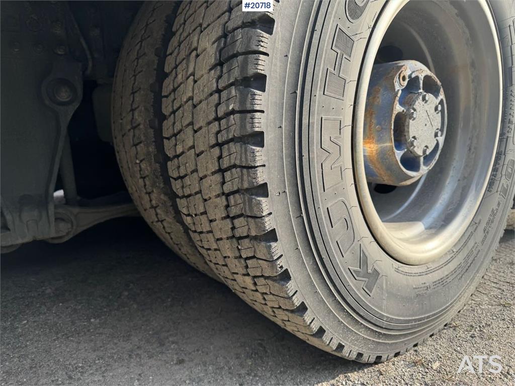 Volvo FH16 Tridem crane truck w/ 43 t/m Fassi crane