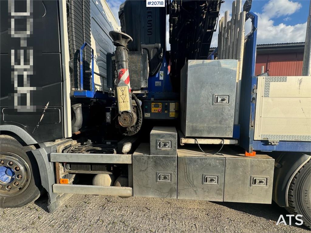 Volvo FH16 Tridem crane truck w/ 43 t/m Fassi crane