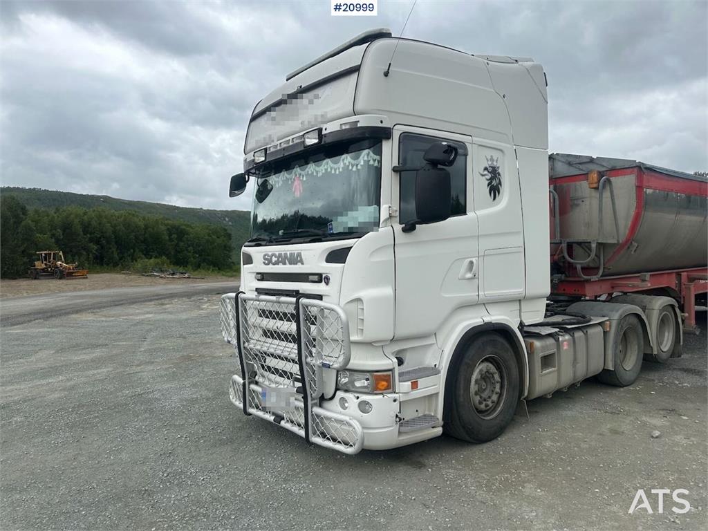 Scania 480 6x2 truck w/ hydraulics and new engine.