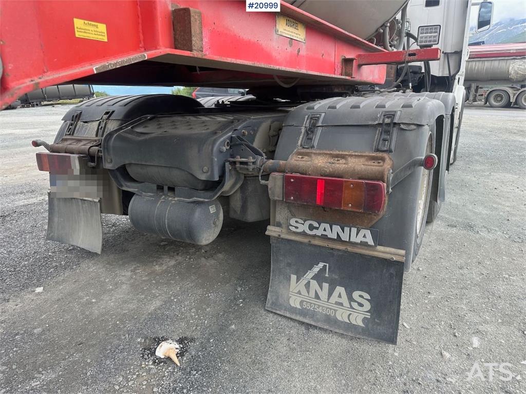 Scania 480 6x2 truck w/ hydraulics and new engine.