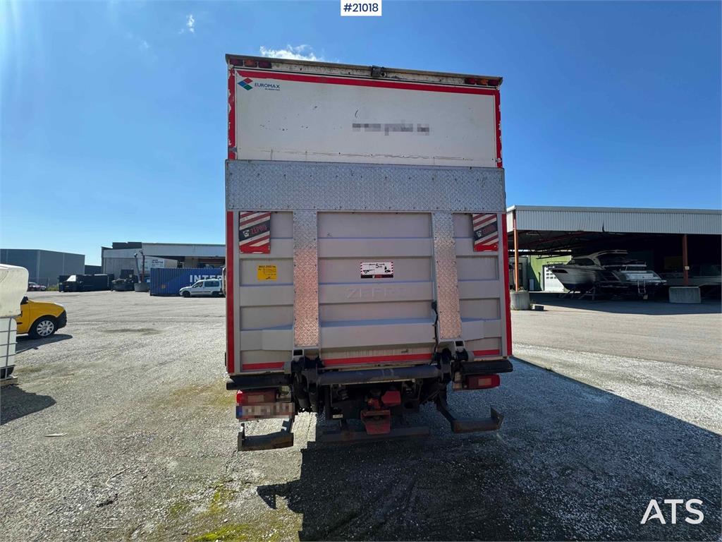 Volvo FM 370 box truck with full side opening!