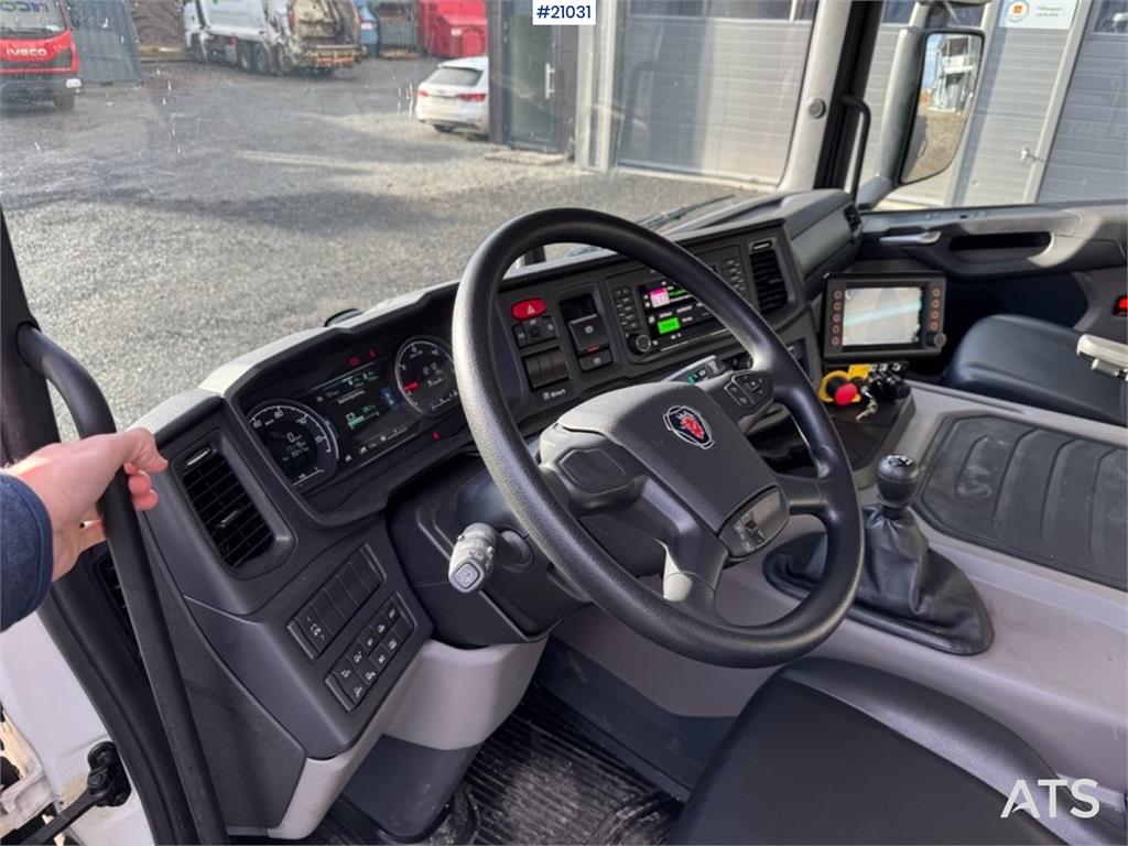 Scania P320 6x2 with Terberg Viking 2-Chamber