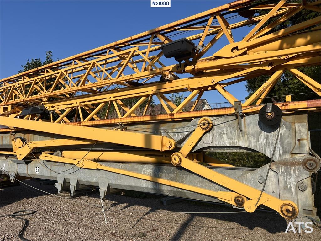 Potain IGO 50 crane w/ wheel set