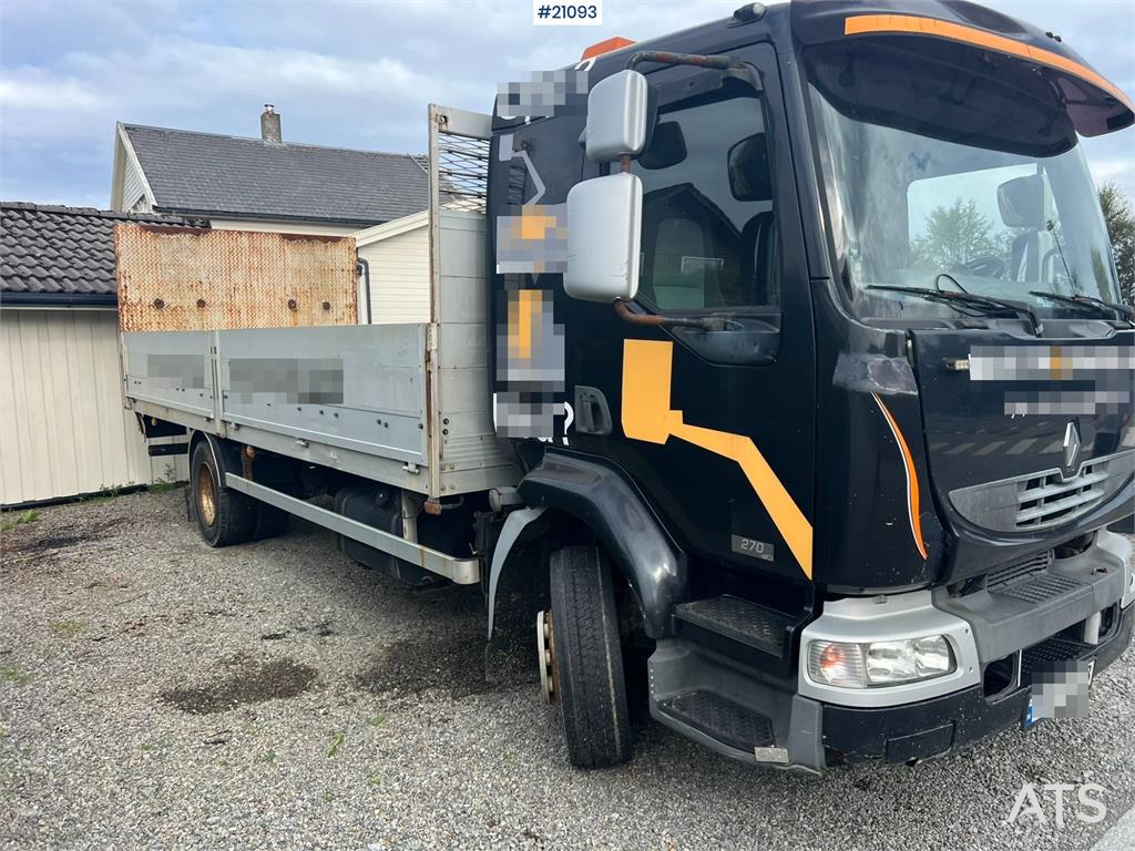 Renault midlium Flatbed 4x2 repair object