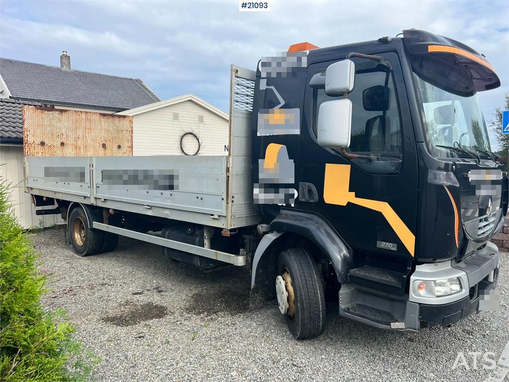 Renault midlium Flatbed 4x2 repair object