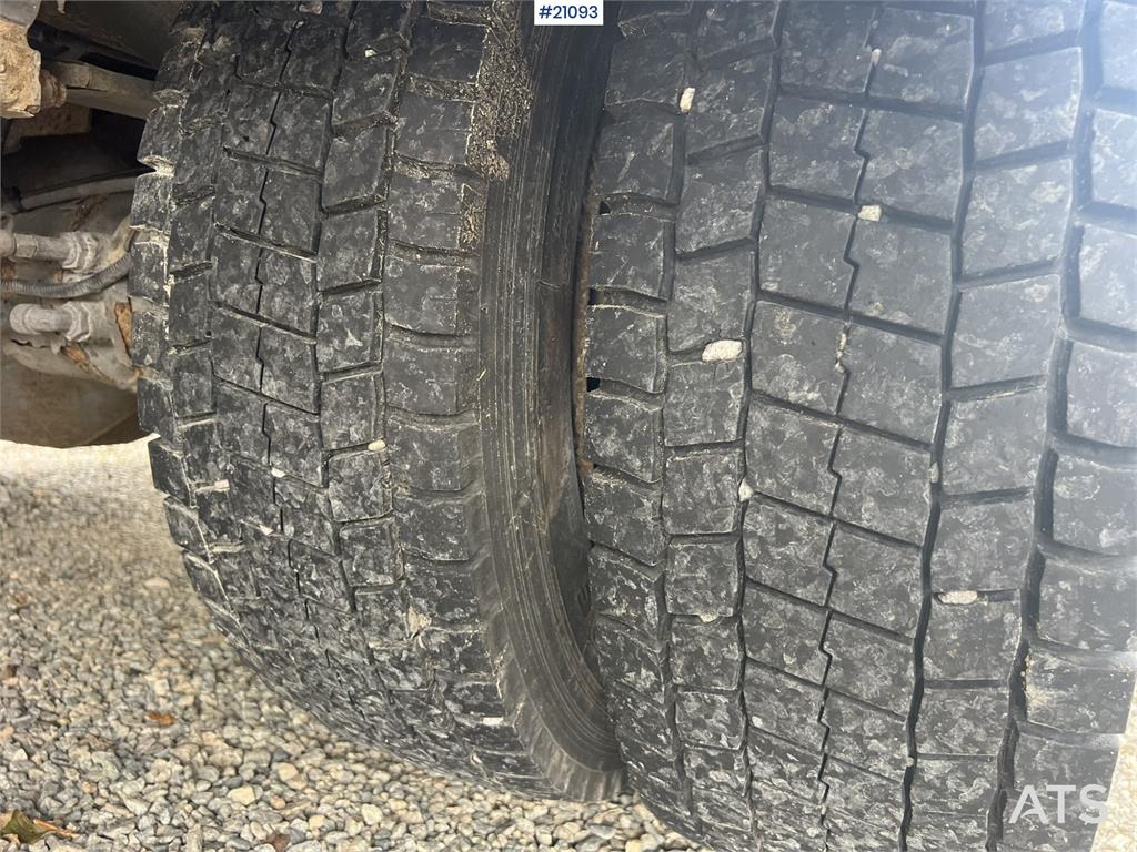 Renault midlium Flatbed 4x2 repair object