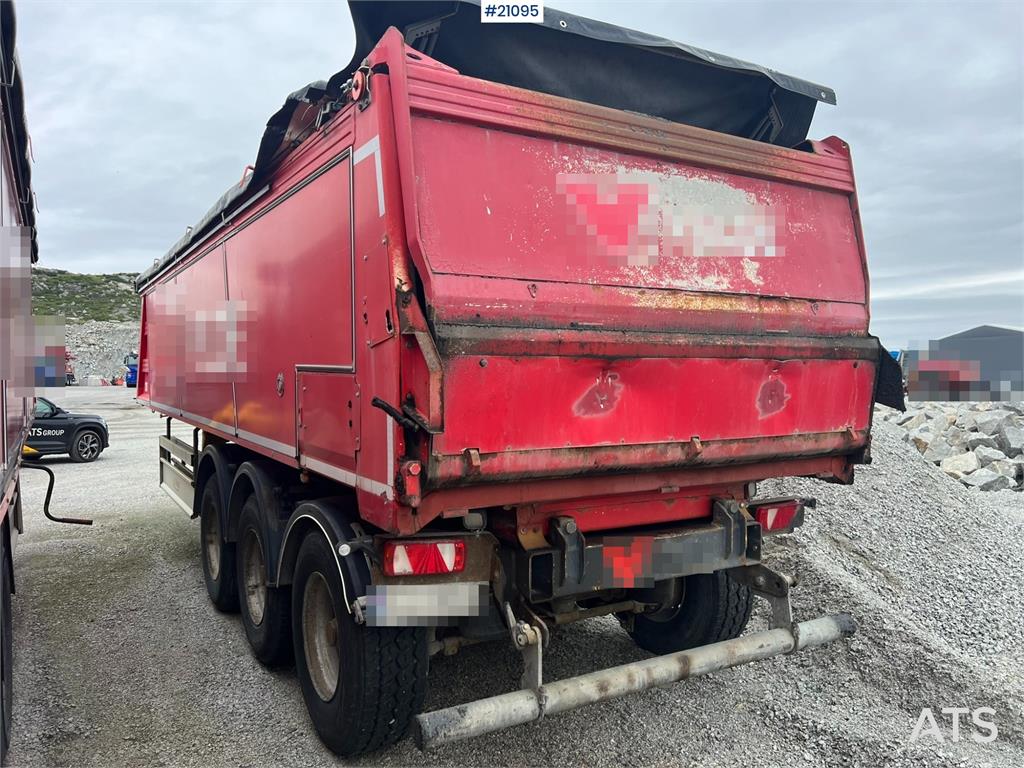 Fliegl Fahrzeugbau ass 3725 Asfaltsemi w/ Push off system