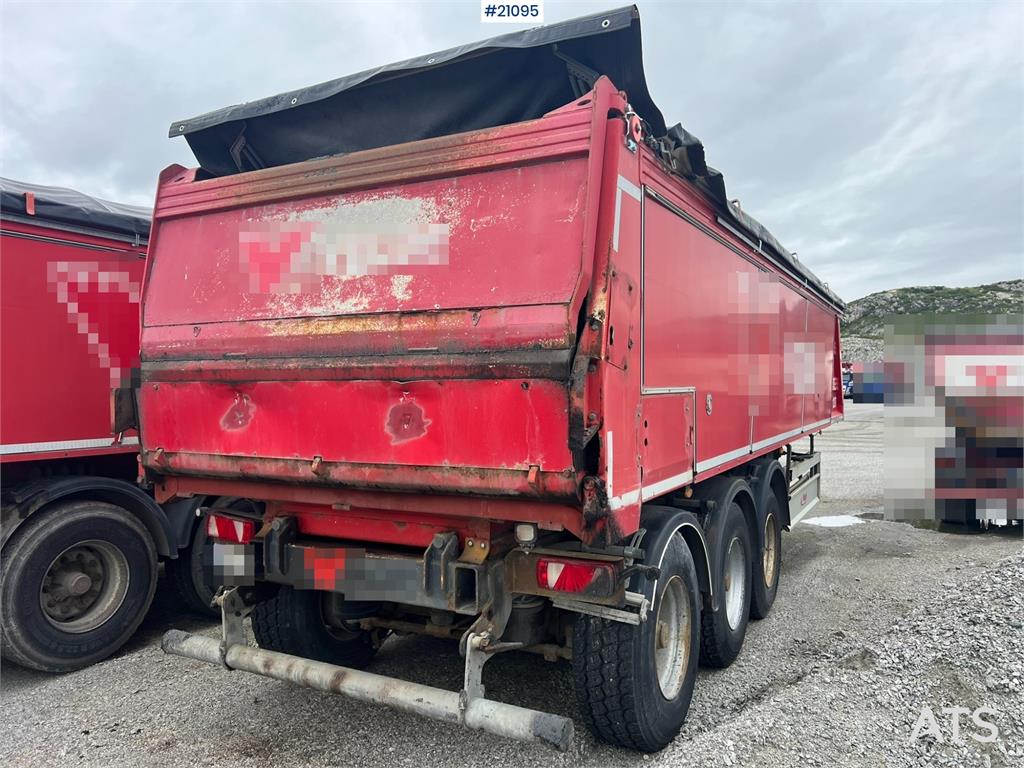 Fliegl Fahrzeugbau ass 3725 Asfaltsemi w/ Push off system