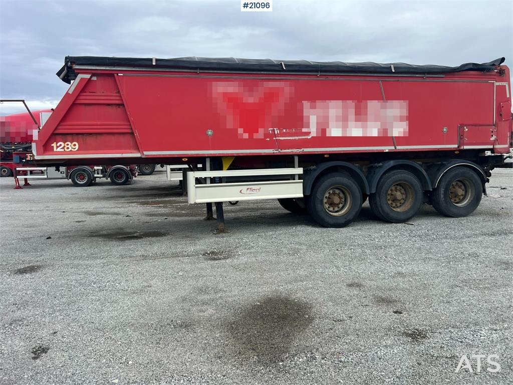 Fliegl Fahrzeugbau ass 372 Asphalt semi w/ Push off syste
