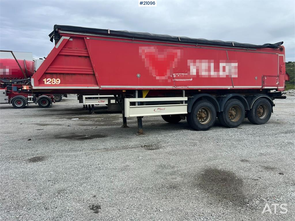Fliegl Fahrzeugbau ass 372 Asphalt semi w/ Push off syste