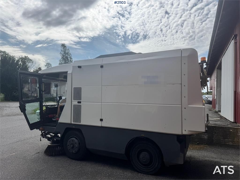 Ravo 540 Sweeper.