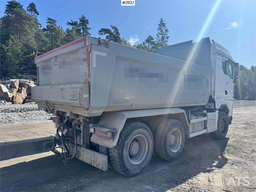 MAN TGX 33.580 6x2 Asphalt truck w/ Tipper box and Tub