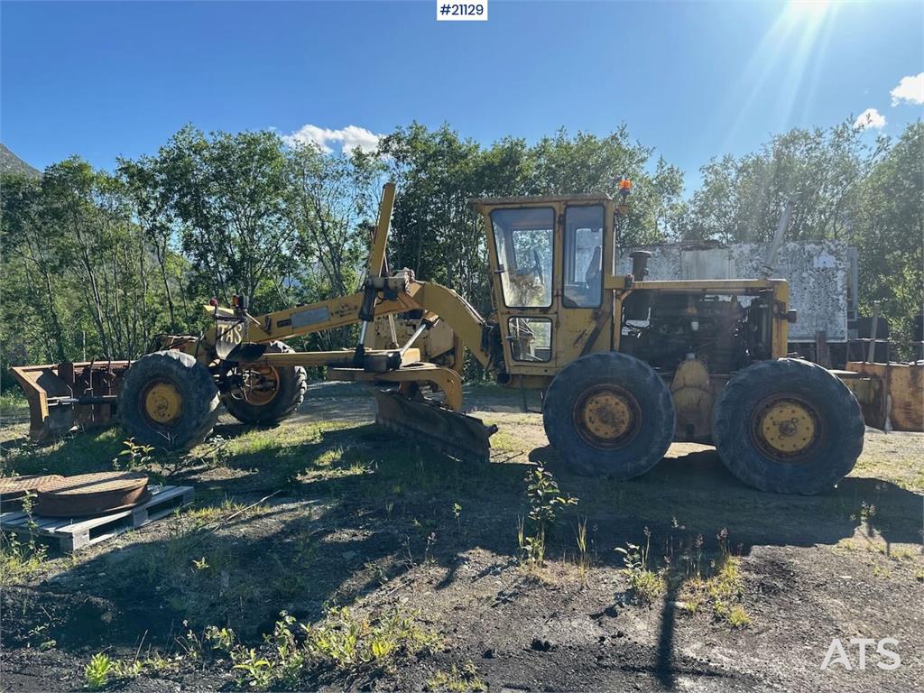 Nordverk 130 HVT grader w/ extra tires on rim. WATCH VIDEO.