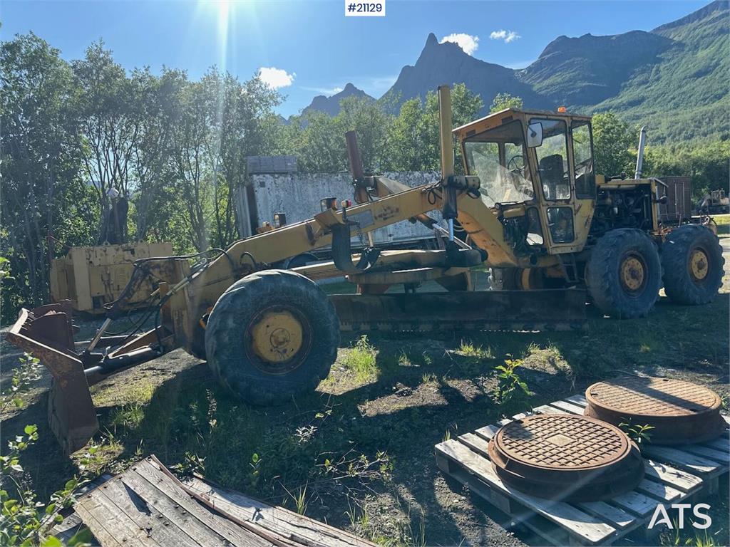 Nordverk 130 HVT grader w/ extra tires on rim. WATCH VIDEO.