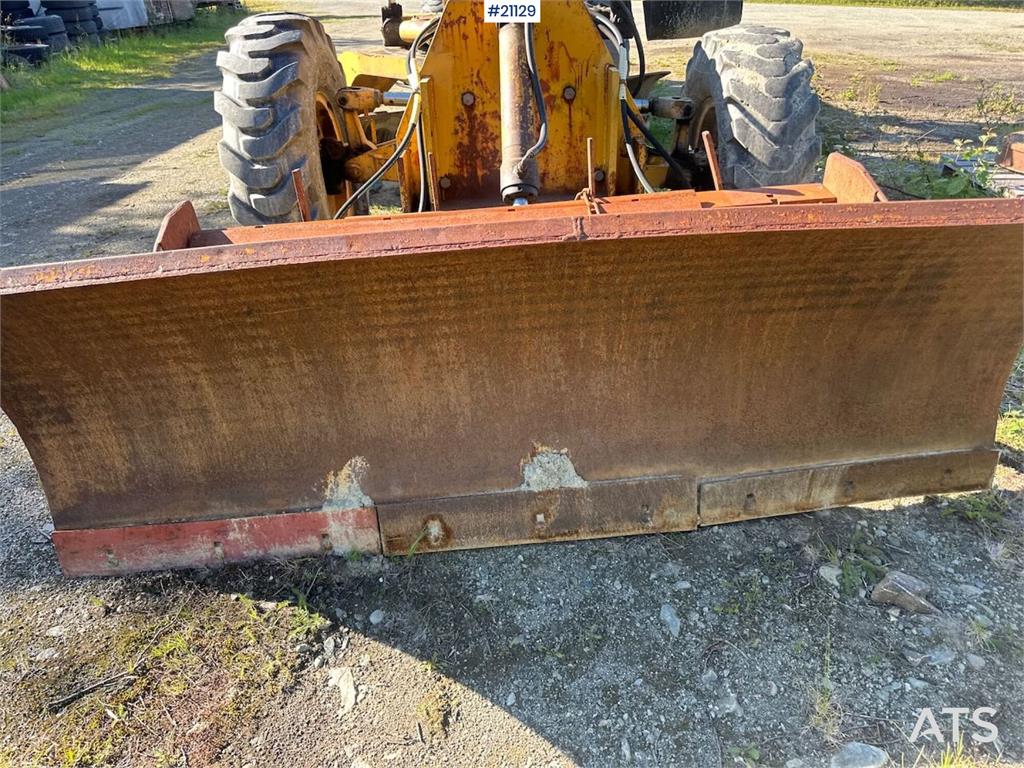 Nordverk 130 HVT grader w/ extra tires on rim. WATCH VIDEO.