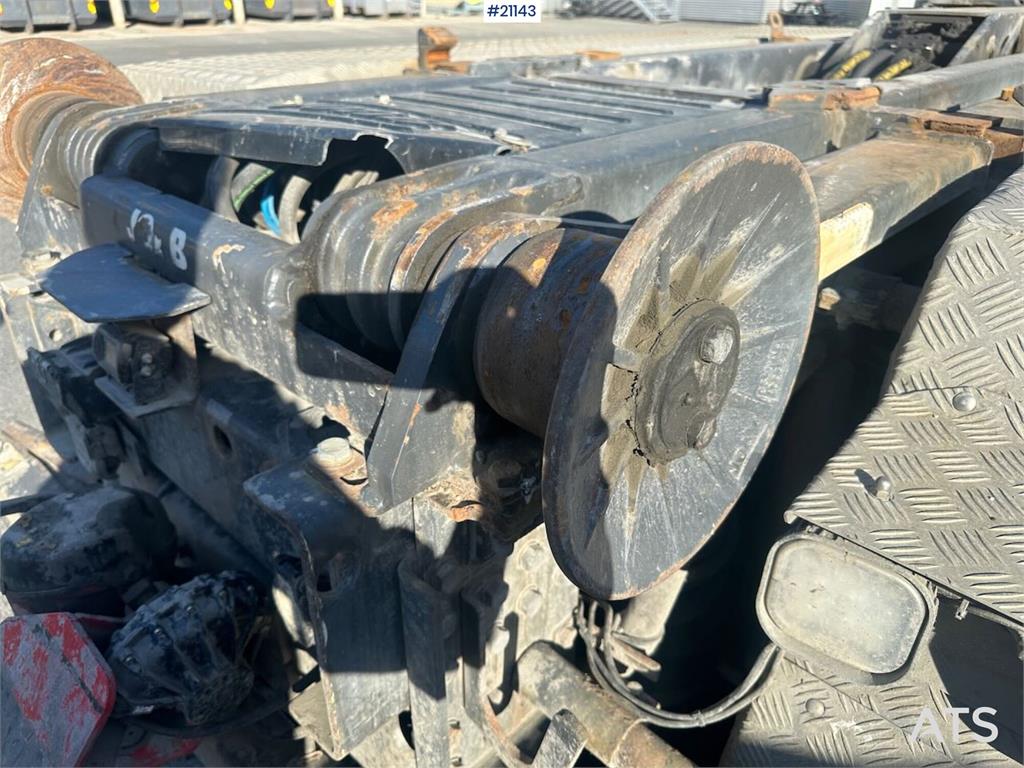 Scania G480 8x4 hook truck w/ 24 t/m hook and two sets of