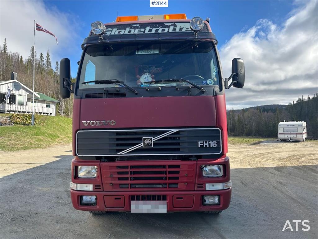 Volvo FH 16 6x4 timber truck w/ 1983 Briab grain trailer