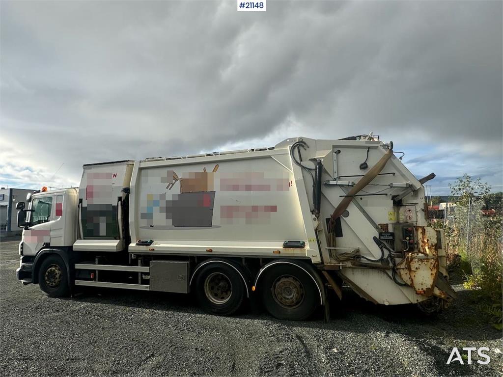 Scania P410 6x2 compactor truck w/ two chambers. Weight a