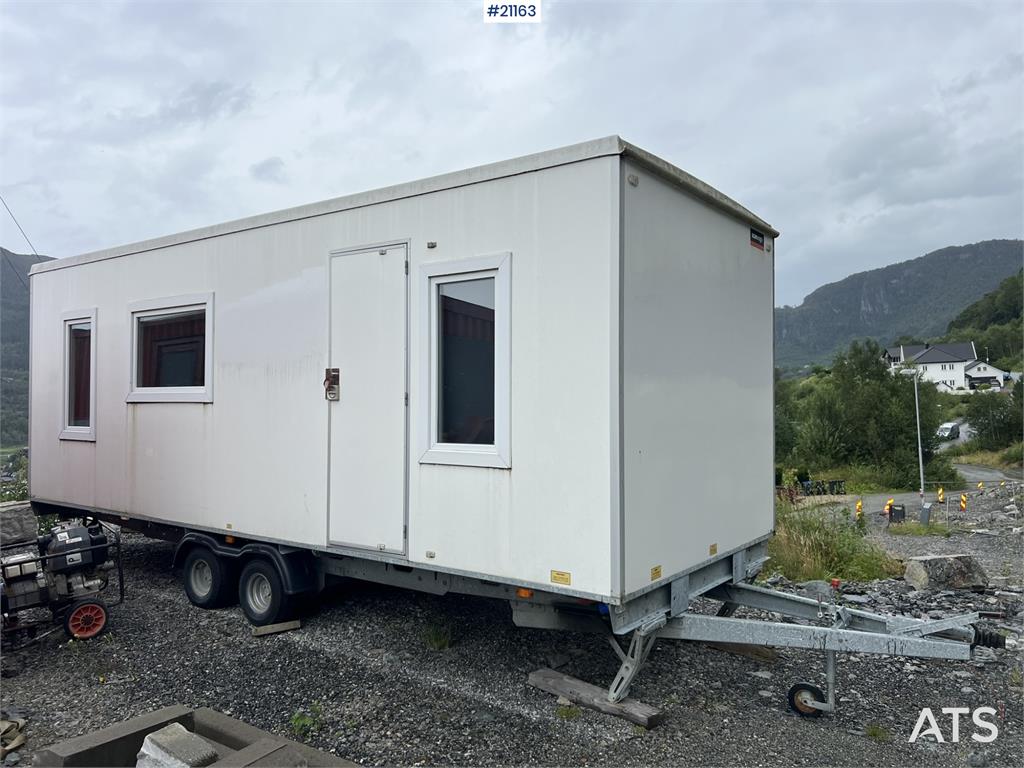 Scanvogn Residential Barracks w/ 2 bedrooms, shower, toilet