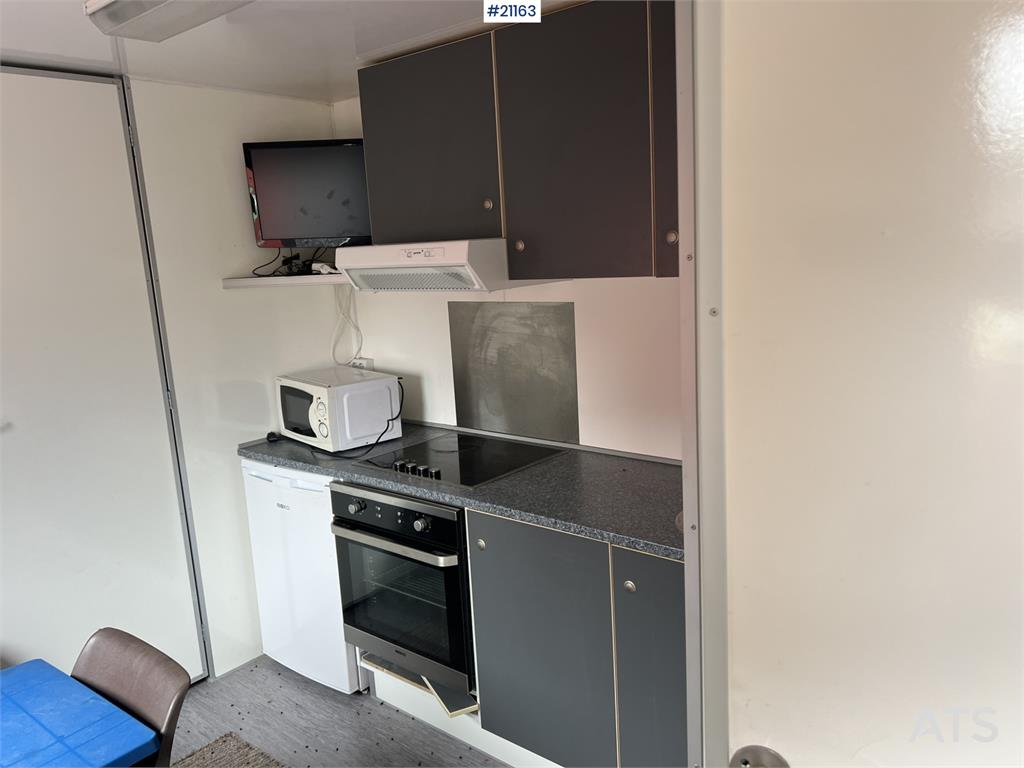 Scanvogn Residential Barracks w/ 2 bedrooms, shower, toilet