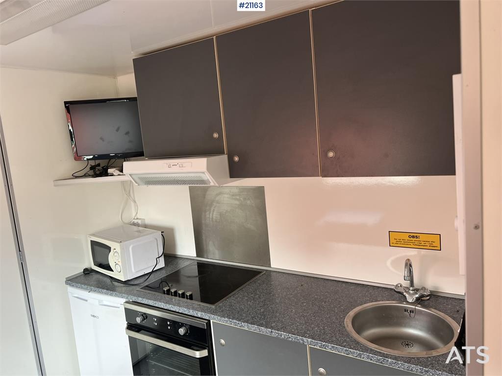 Scanvogn Residential Barracks w/ 2 bedrooms, shower, toilet