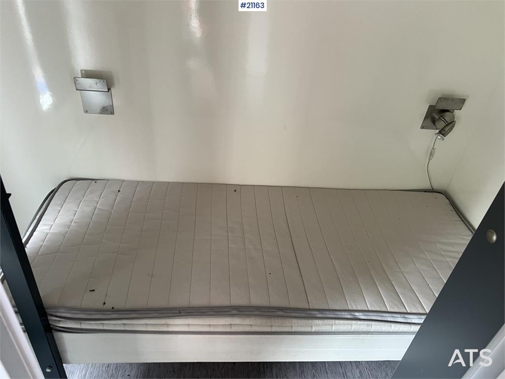 Scanvogn Residential Barracks w/ 2 bedrooms, shower, toilet