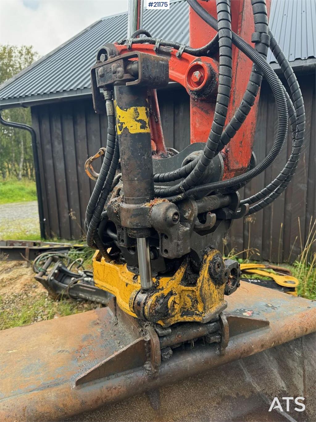 Kubota U55-4 Beltegraver m/ 2 skuffer, klype og pigghamme