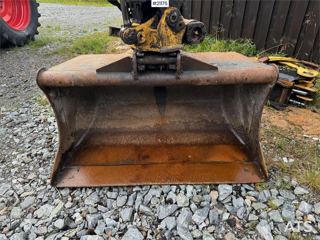 Kubota U55-4 Beltegraver m/ 2 skuffer, klype og pigghamme