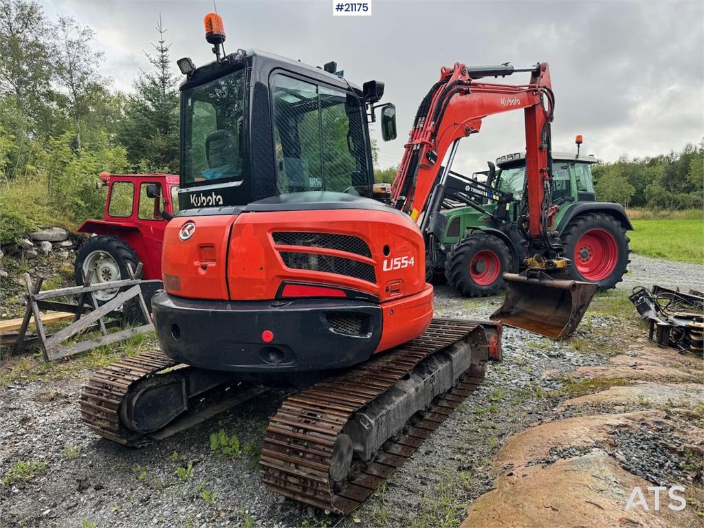 Kubota U55-4 Beltegraver m/ 2 skuffer, klype og pigghamme