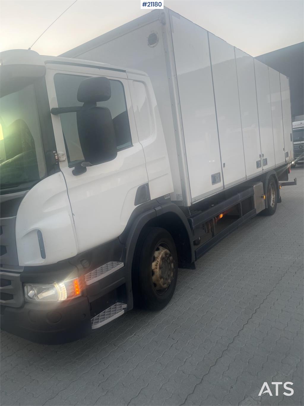 Scania P250 4x2 Box truck w/ Full side opening. Euro 6