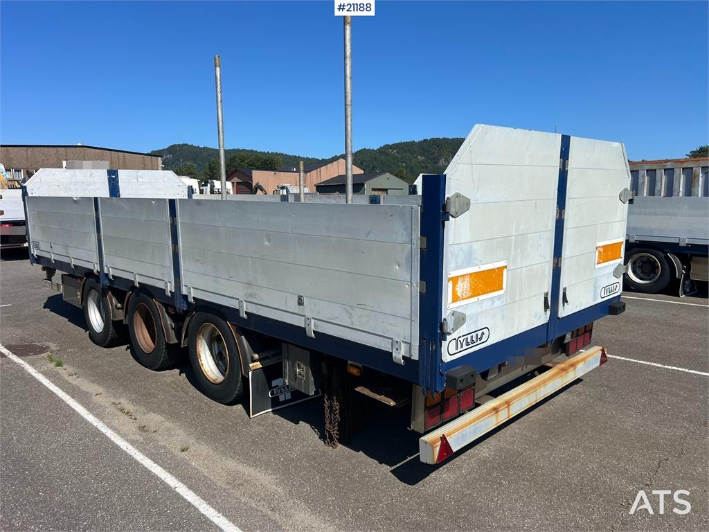 Tyllis 3 axle Flatbed trailer w/ foldable side doors