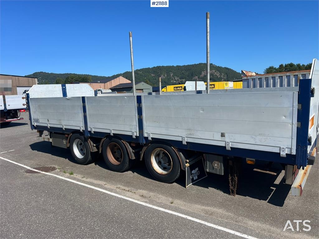 Tyllis 3 axle Flatbed trailer w/ foldable side doors