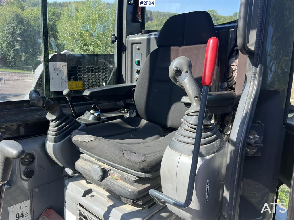 New Holland E55B excavator w/ digging bucket, sanding bucket,
