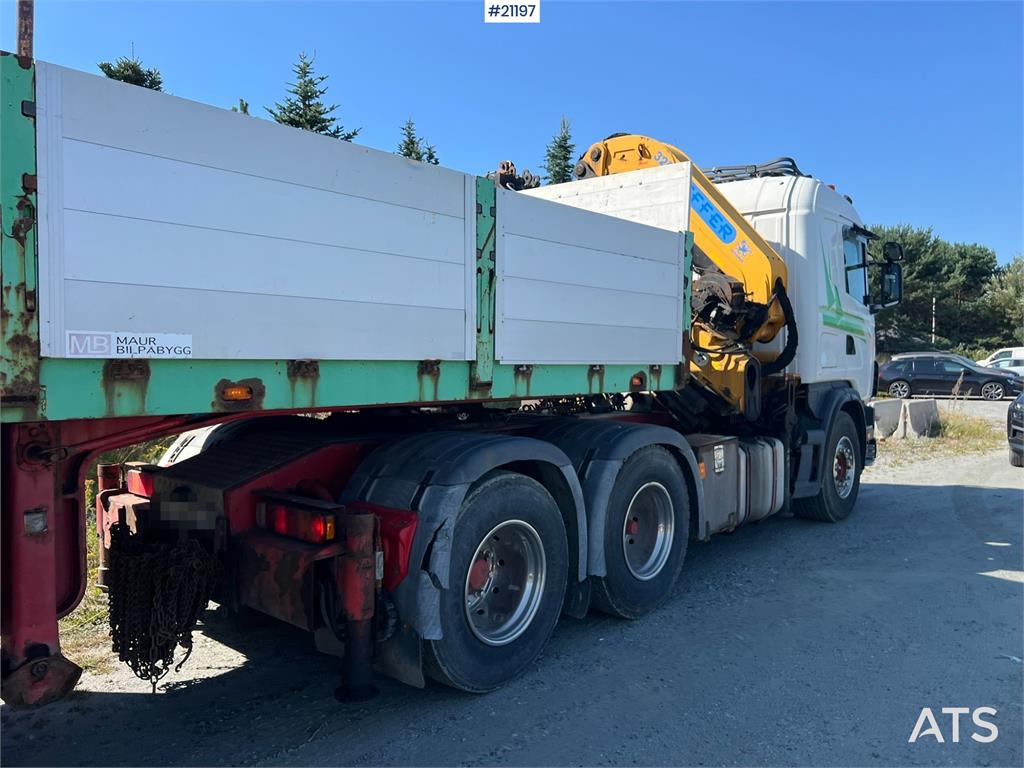 Scania R164 crane truck w/ 32t/m effer crane and 2004 mau