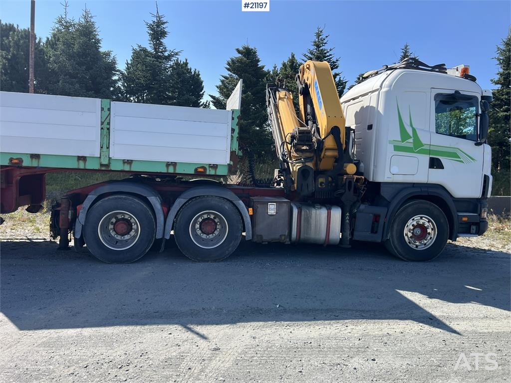 Scania R164 crane truck w/ 32t/m effer crane and 2004 mau
