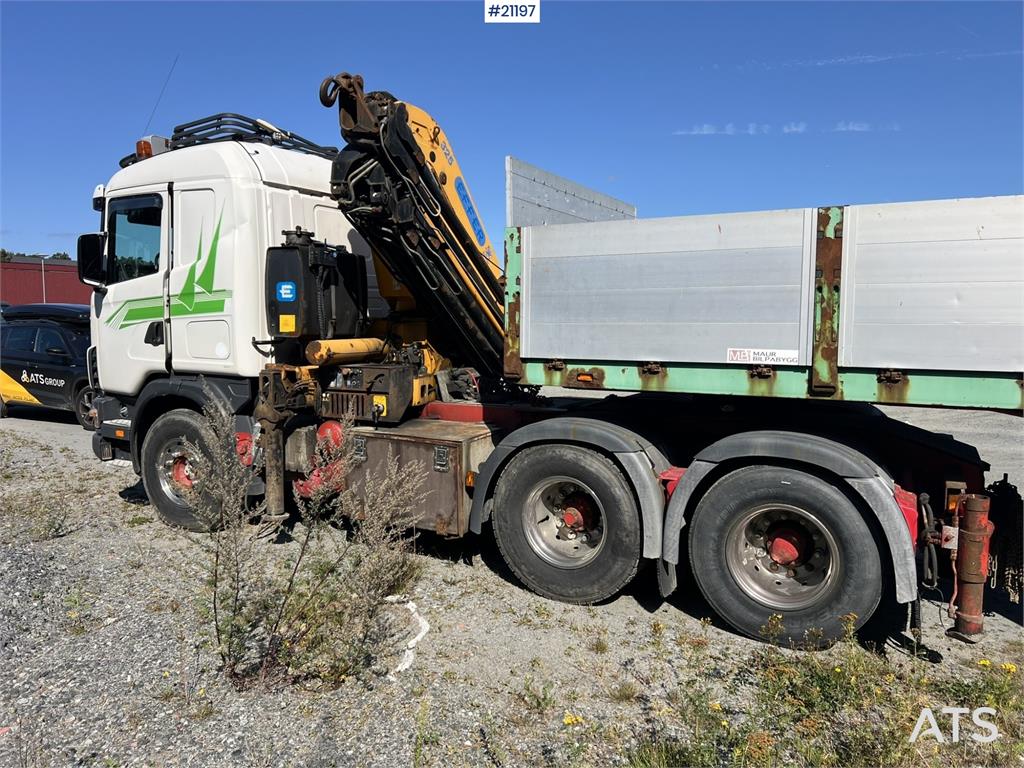 Scania R164 crane truck w/ 32t/m effer crane and 2004 mau
