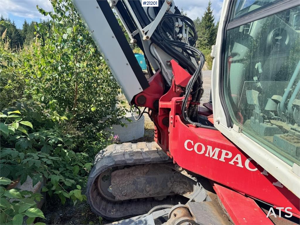 Takeuchi TB280FR Tracked excavator w/ Rototilt and 2 bucket
