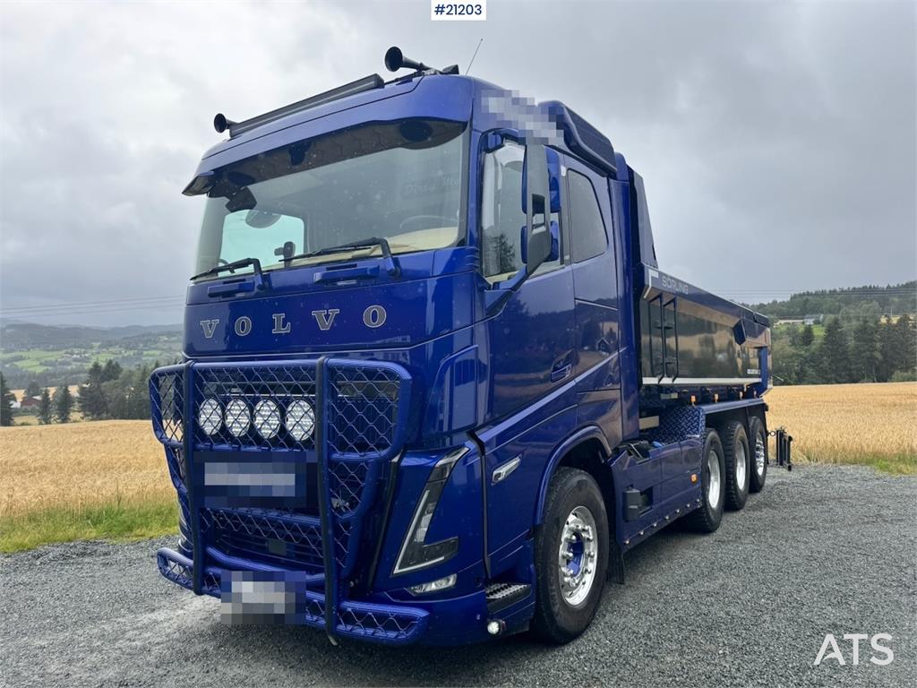 Volvo FH16 750 8x4 Tipper Truck. MUST SEE!