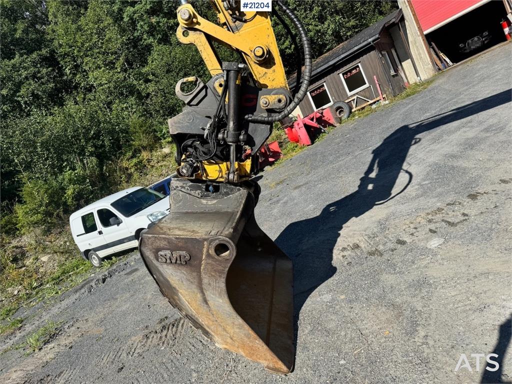 CAT 323FL