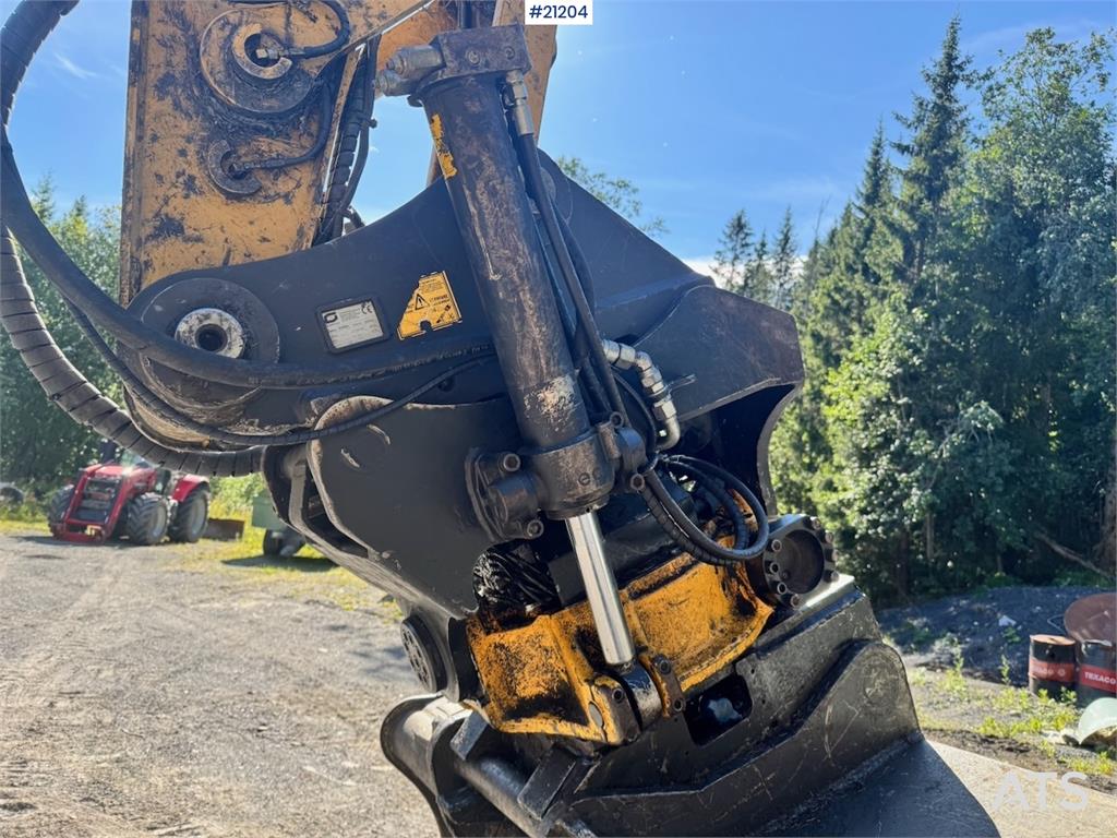 CAT 323FL