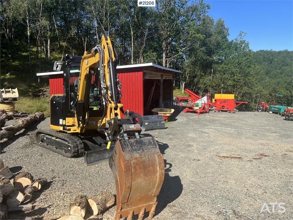 CAT 302.7 CR