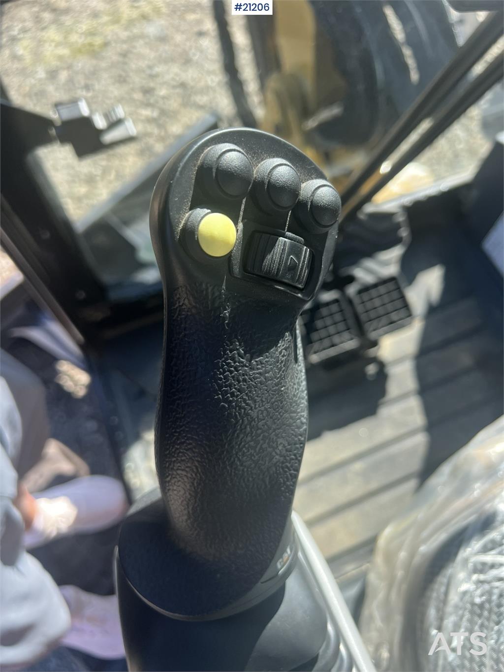 CAT 302.7 CR