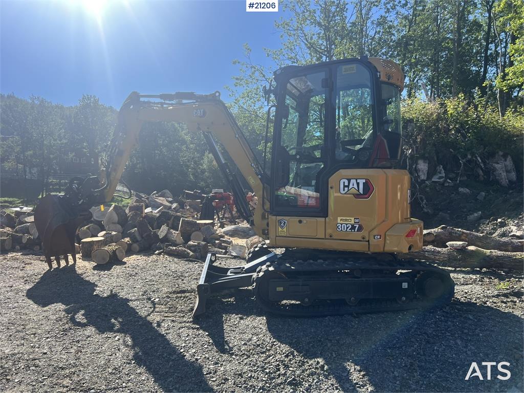 CAT 302.7 CR