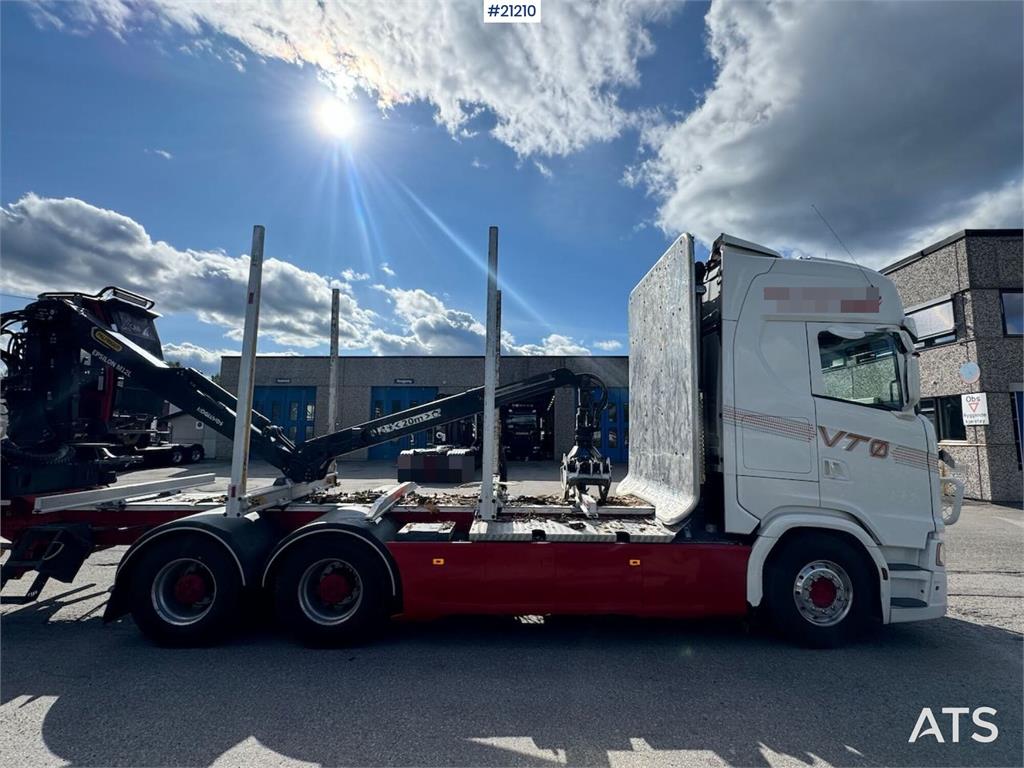 Scania S730 Timber truck without crane.