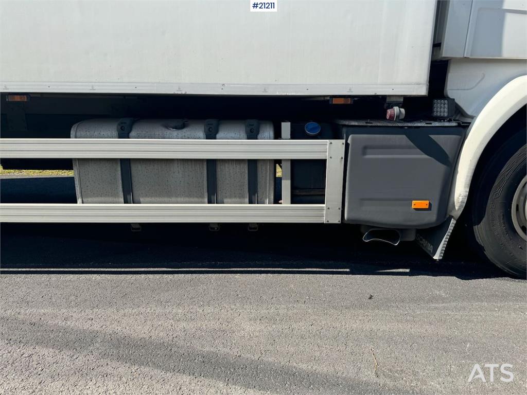 Scania P410 4x2 Box truck w/ full side opening and lift.