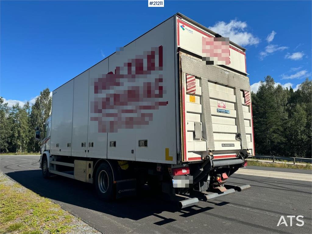 Scania P410 4x2 Box truck w/ full side opening and lift.